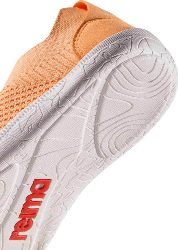 da17074df497db3d16678c6057c9f28f REIMA Barefoot Astelu 5400066B Apricot 26C0
