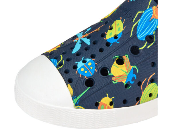 NATIVE Jefferson Print Child Insight Blue/Shell White/Bug Buddies