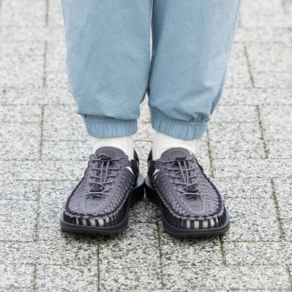 df9c37a6fe294a57acc070de7f09103f Keen UNEEK MEN Magnet/Steel Grey