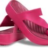 e41d14ed53e2ecdc51b835498c645967-1 Crocs™ GETAWAY PLATFORM TOE LOOP Dragon Fruit