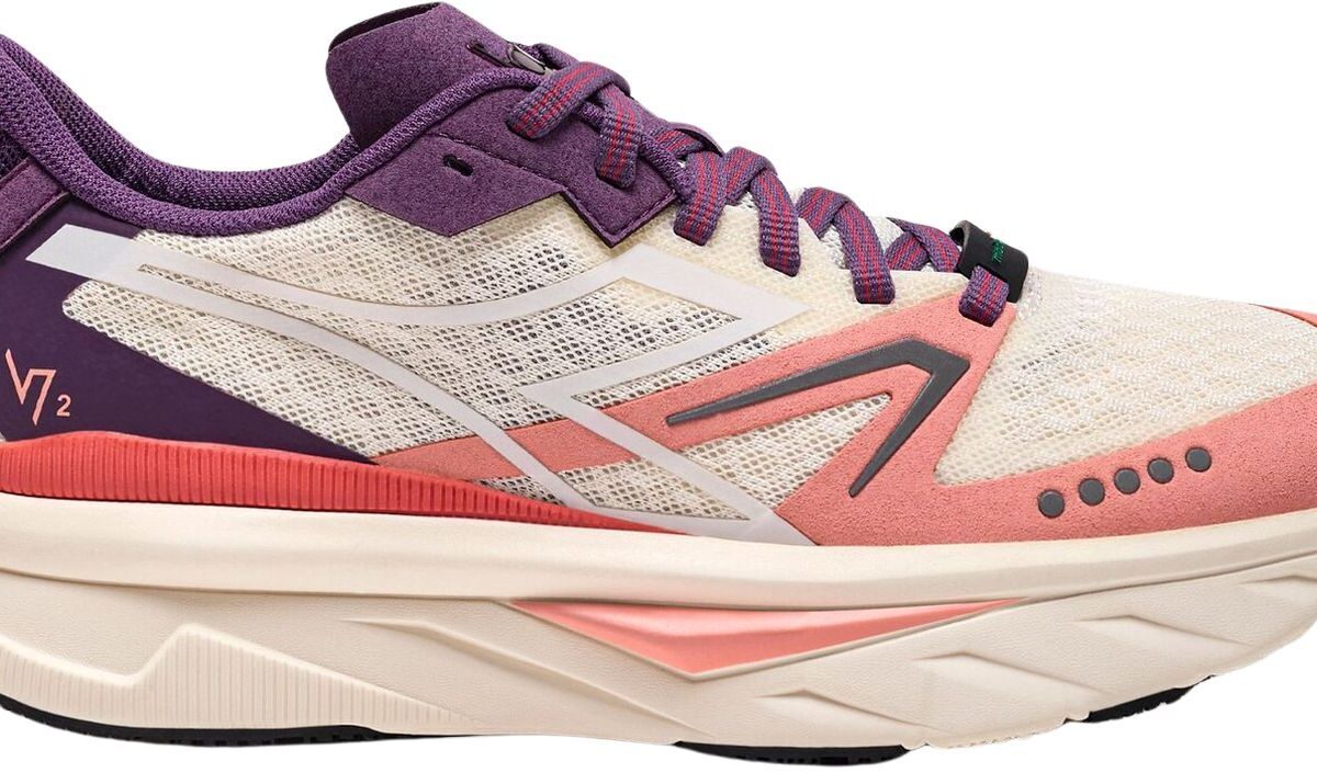 DIADORA ATOMO V7000-2 Whisper White/Peach Amber