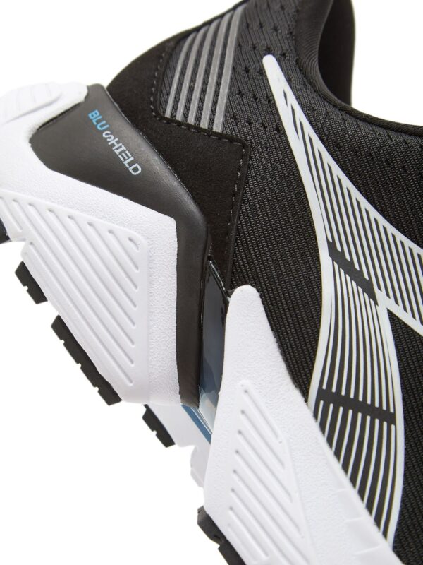 ec9b664f86a9bda25a34079a442eaf66 DIADORA Mythos Blushield Vigore 2 W Black/White/Pink Fluo