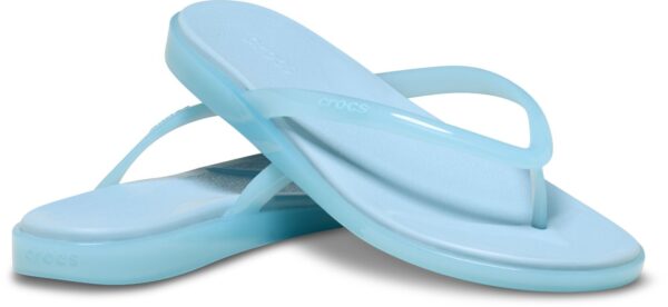 ed660e8f0b903641d11e7b0287f46f09 Crocs™ Miami Jelly Round Toe Flip Women's Sky Blue Jelly