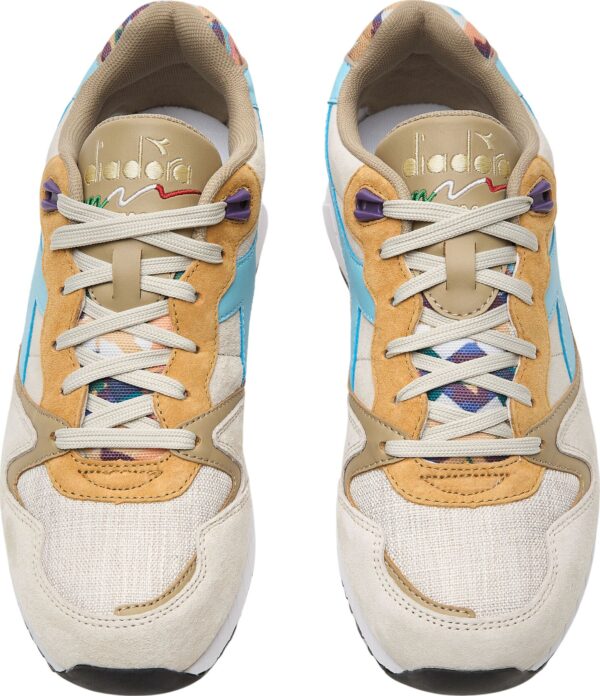 f3028cc05e2f116255b375999b5bd1b3 DIADORA V7000 Camo Light Gray/Oak Buff
