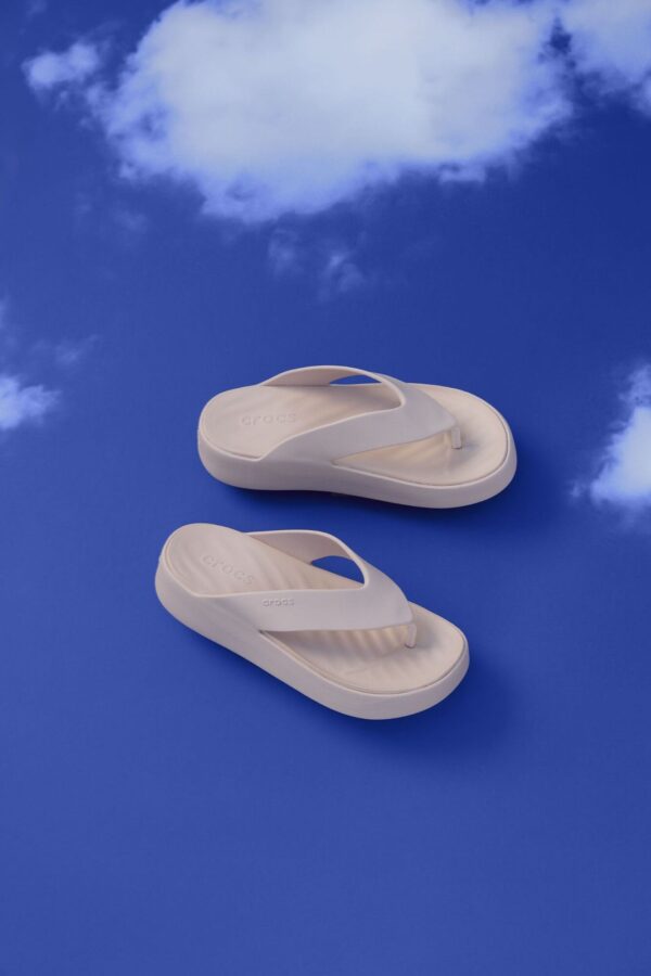 Crocs™ Getaway Platform Flip Quartz