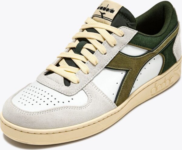 ff5b8496b515d7ec41f889198984b5a3 DIADORA Magic Basket Low Suede Leather White/Kombu Green