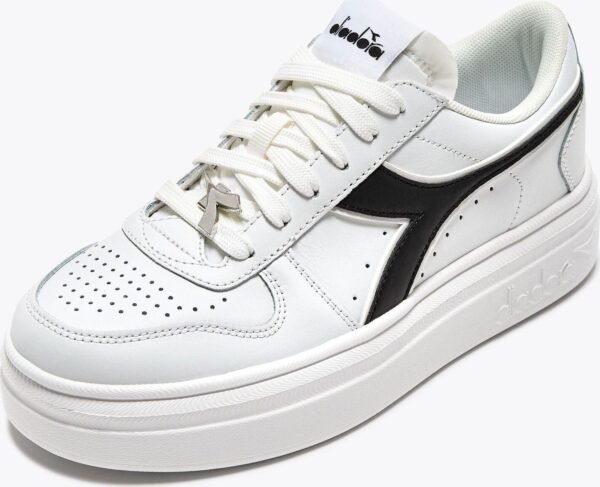 DIADORA MAGIC BOLD WN White/White/Black
