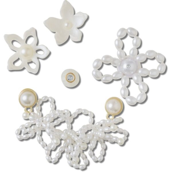 Crocs™ Crocs White Pearl Beaded 5 Pack 198445236426 Crocs White Pearl Beaded 5 Pack 198445236426