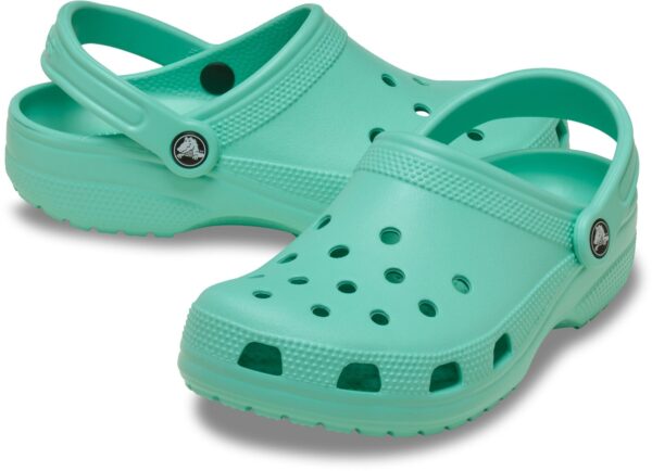 a9992f1733260932a75fda0bca9467fc Crocs™ Classic Retro
