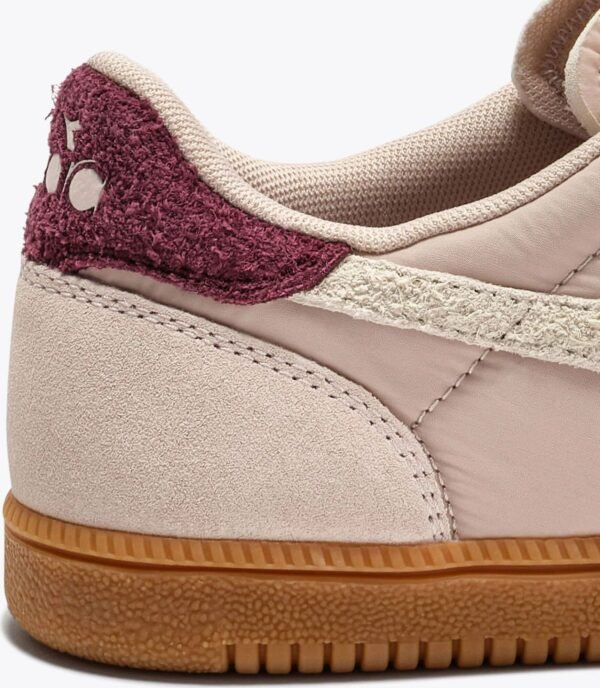e1a8ba68b2f961b413597a942671d06d DIADORA TOKYO HIT Violet Amaranth